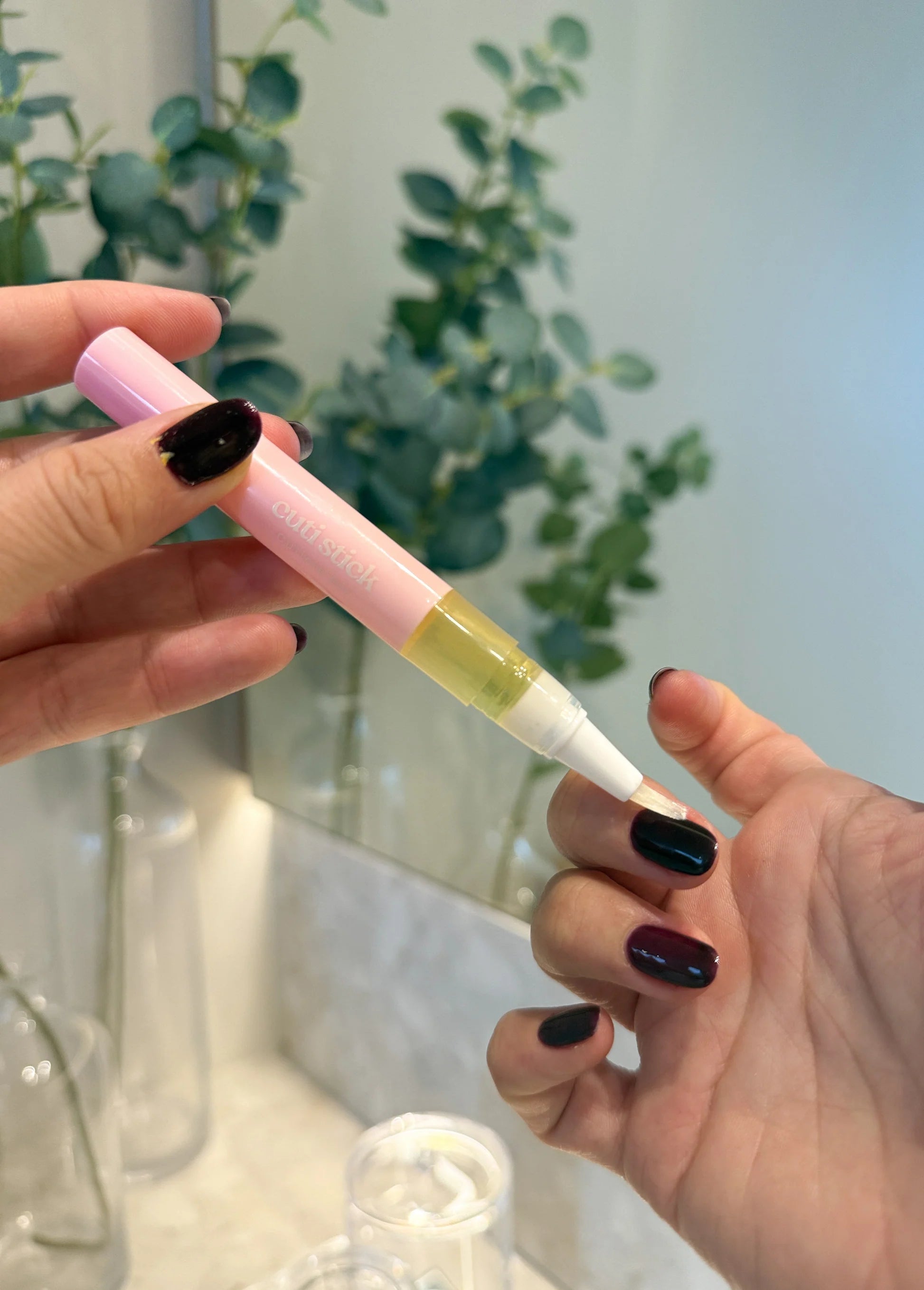 Cuti Stick – Cuticle Oil Pen